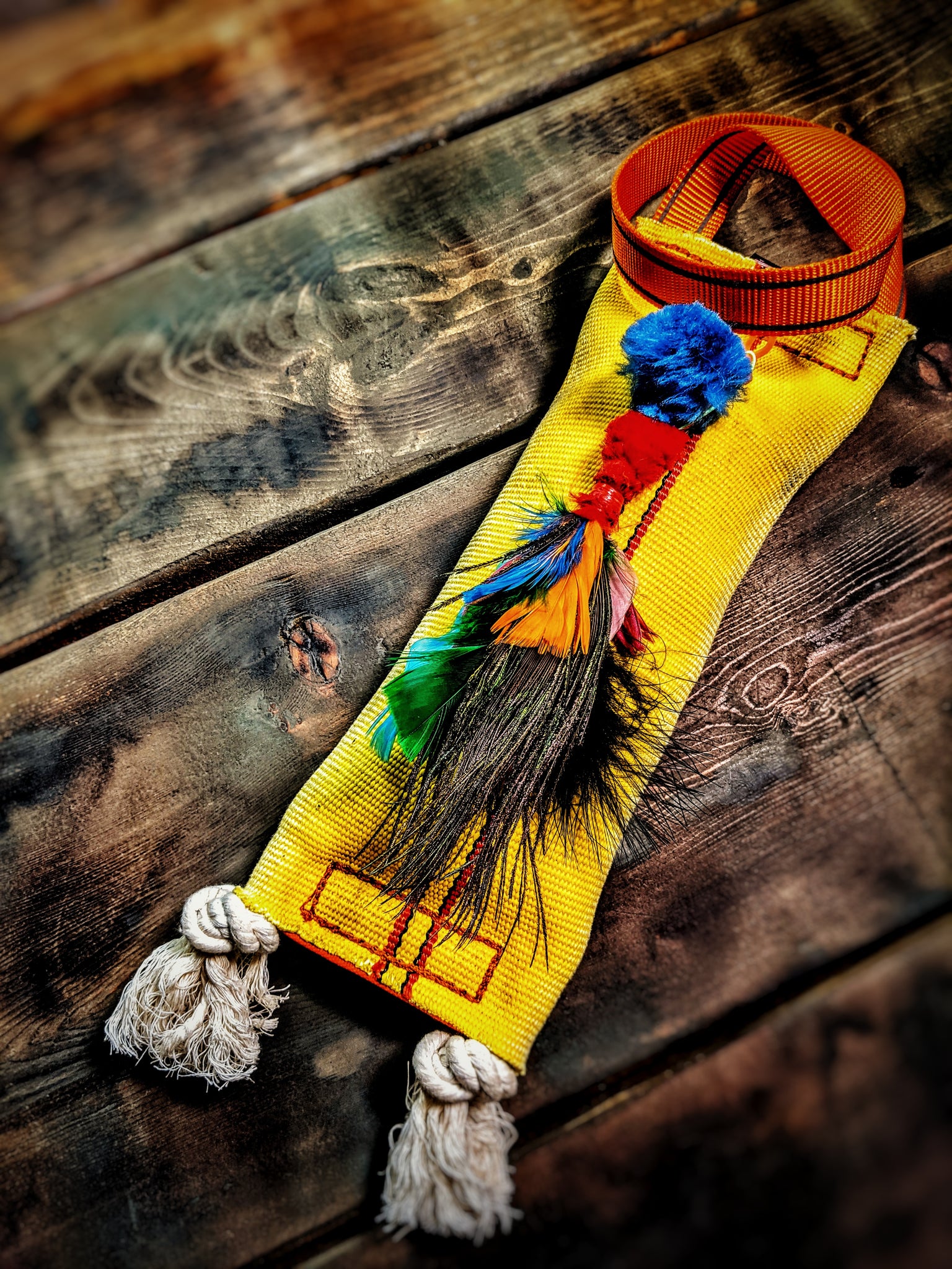 Hanging cat scratcher with premium catnip,100% cotton fiber rope tassels and a hand tied custom feather lure.