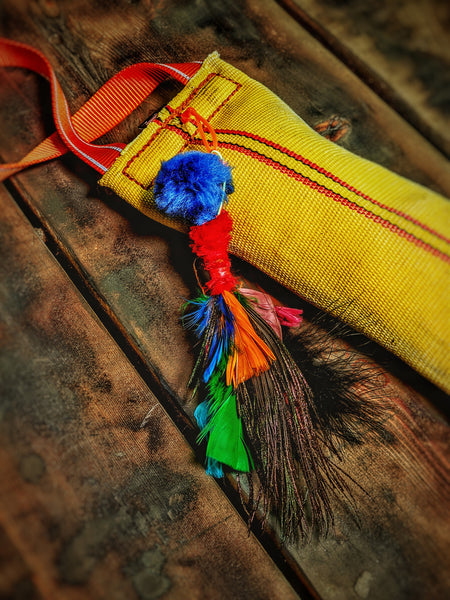 Hanging cat scratcher with premium catnip,100% cotton fiber rope tassels and a hand tied custom feather lure.